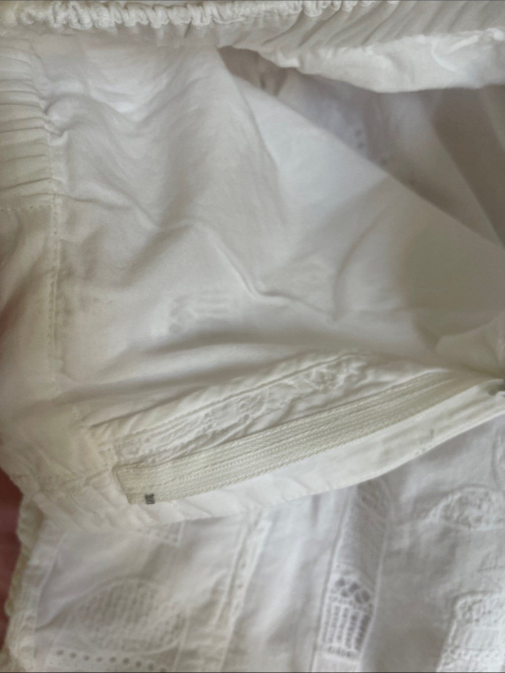 Trina Turk White Eyelet Cargo Pants - Picture 3 of 8